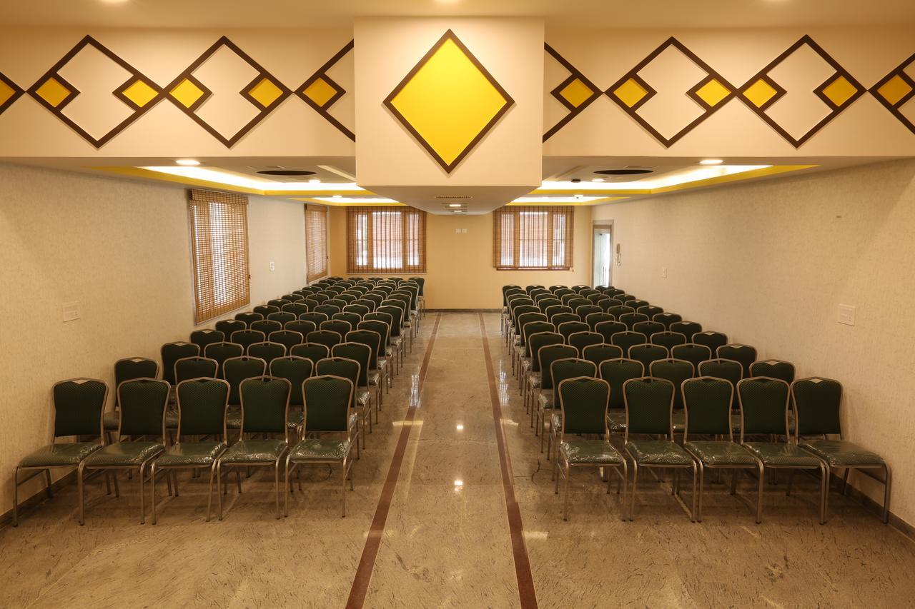 Mayapuri Amira Kumbakonam Extérieur photo